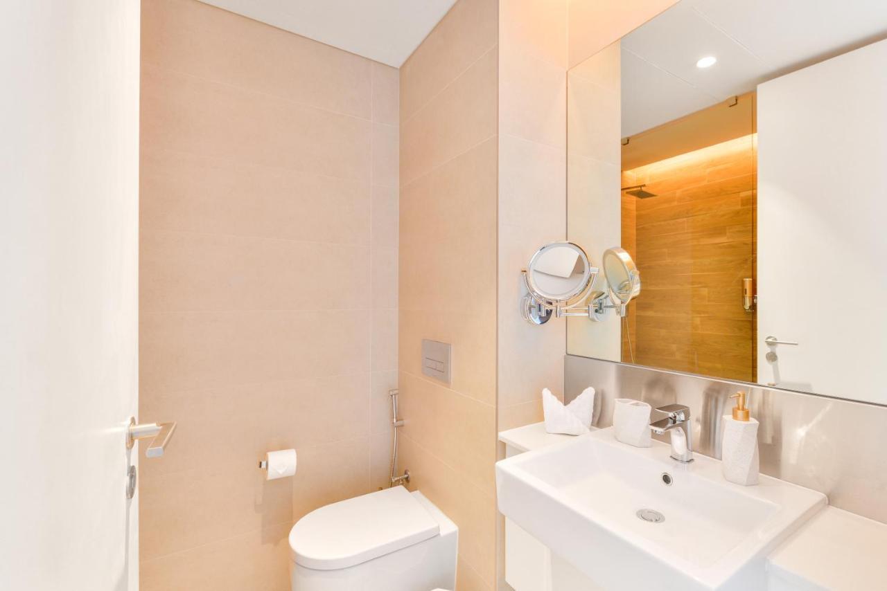 Contemporary And Spacious 2 Bedroom In Bluewaters Island Dubai Exteriör bild