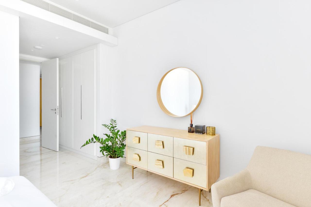 Contemporary And Spacious 2 Bedroom In Bluewaters Island Dubai Exteriör bild
